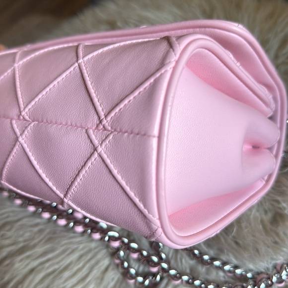 Tory Burch Pink Quilted Chain Shoulder Bag - Picture 4 of 9